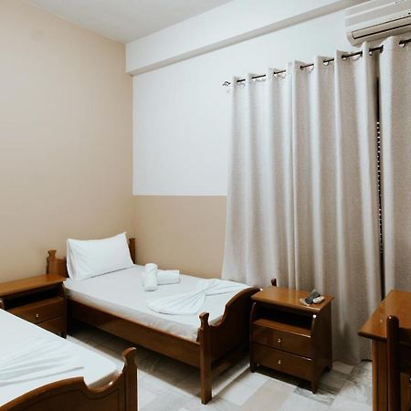 Hotel Lunxheria Gjirokastër Extérieur photo