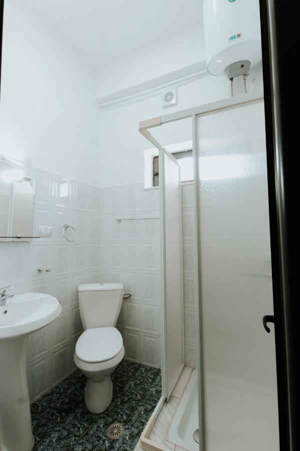 Hotel Lunxheria Gjirokastër Extérieur photo
