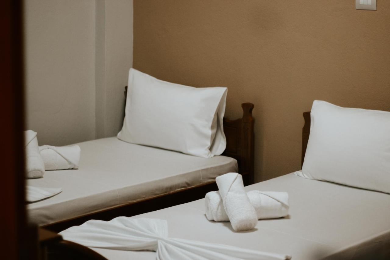 Hotel Lunxheria Gjirokastër Extérieur photo